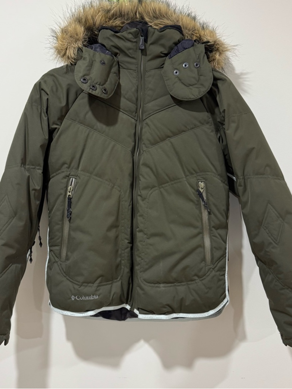 Columbia Sportswear Company olive green down feather jacket size small faux fur